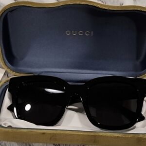 Gucci Black Square Oversized Sunglasses